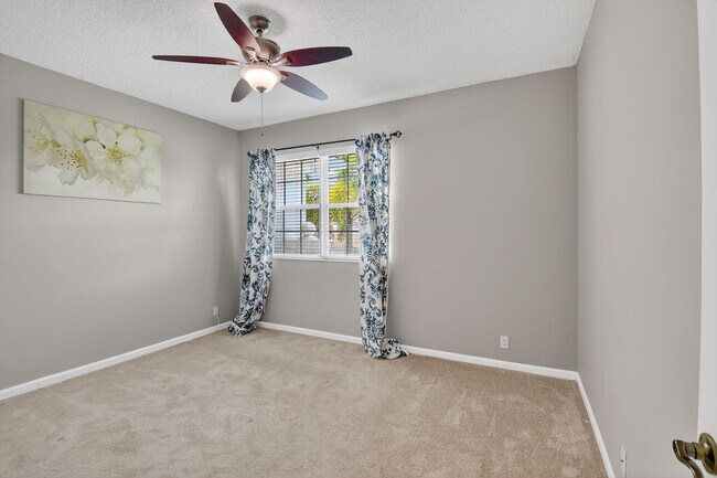 Building Photo - 9917 Cobblestone Creek Dr