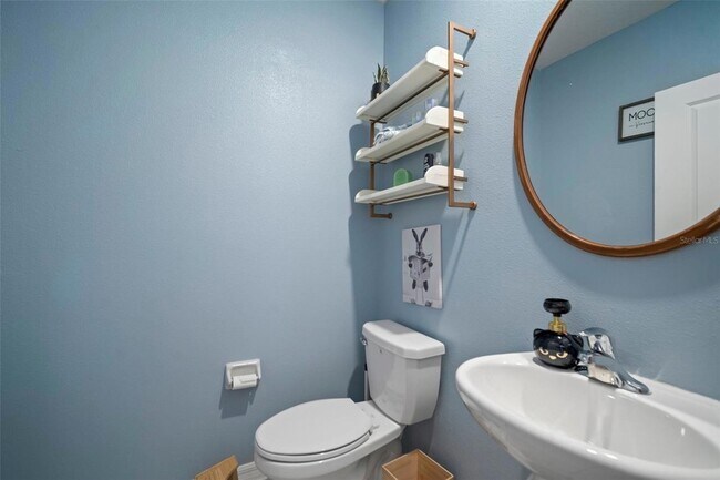 Building Photo - 5430 Blue Azure Dr