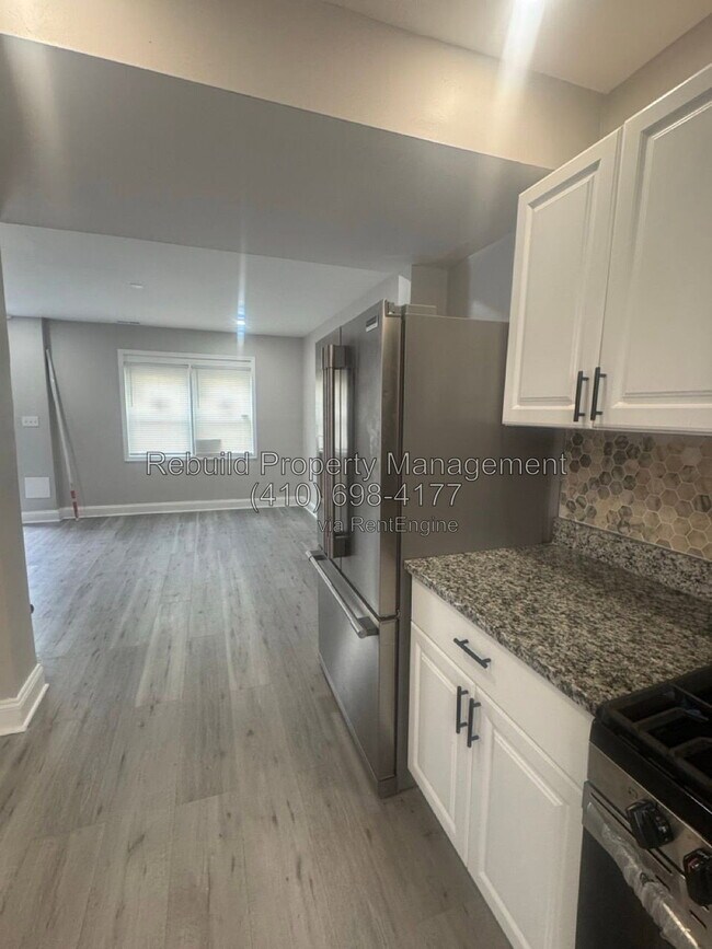 Building Photo - 2841 Oakford Ave