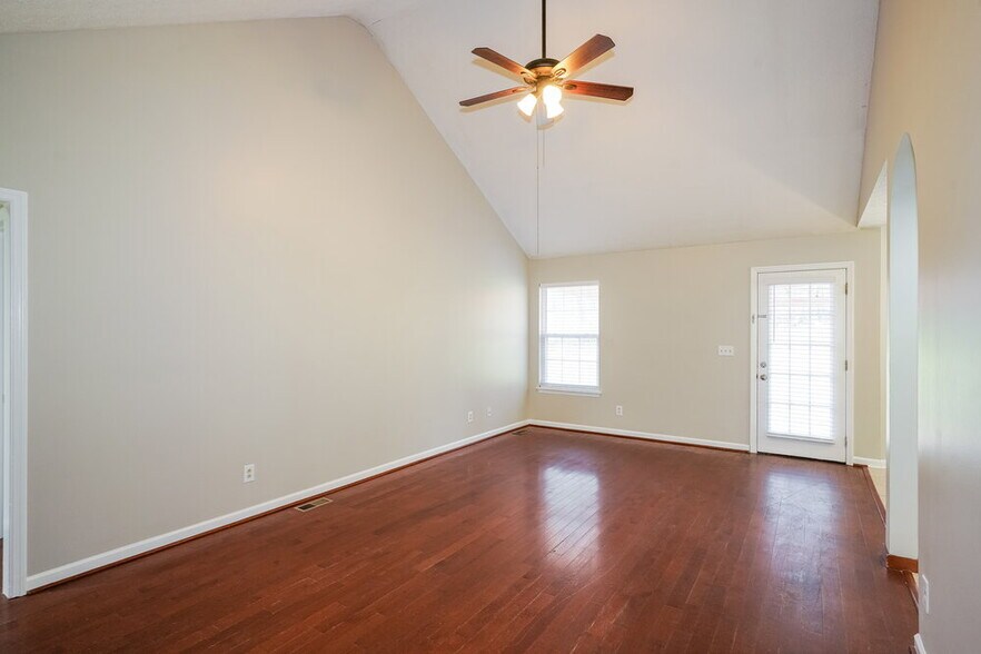 Building Photo - 125 Cartwright Pkwy
