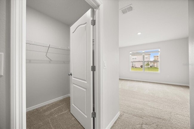 Building Photo - 922 Guadalupe Dr