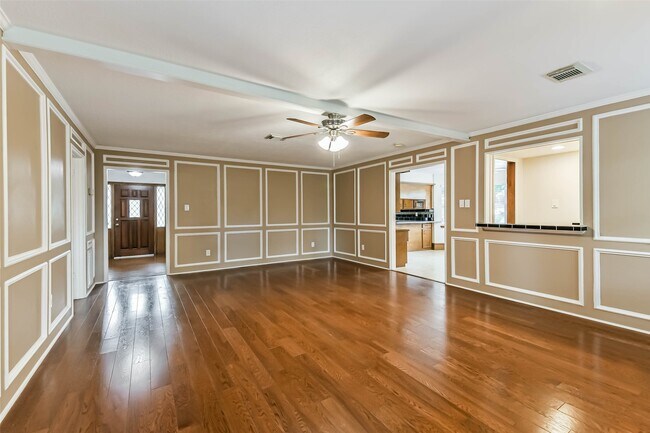 Building Photo - 12910 Ivyforest Dr