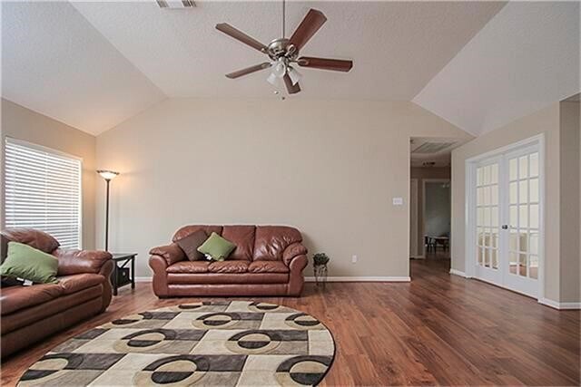 Building Photo - 7210 Greenwood Point Dr