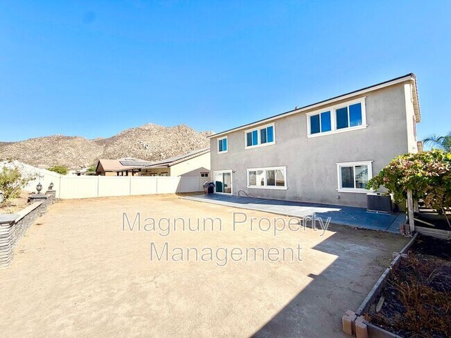 Building Photo - 30120 Crescent Pointe Wy