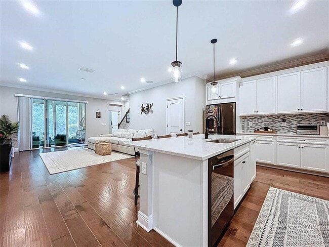 Building Photo - 5820 Grand Sonata Ave