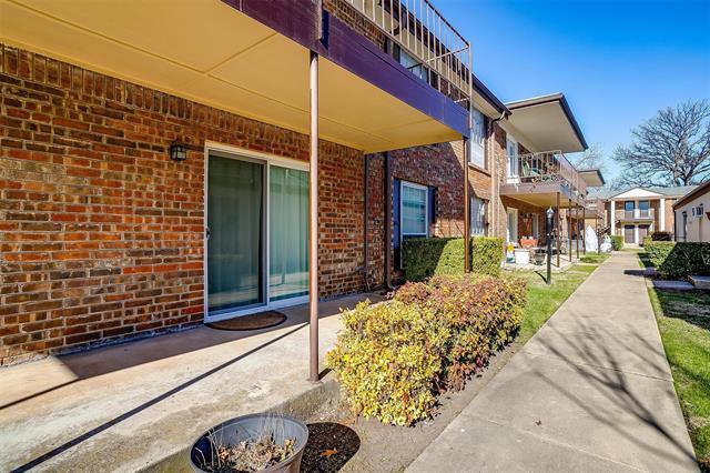 Building Photo - 4020 Ridglea Country Club Dr