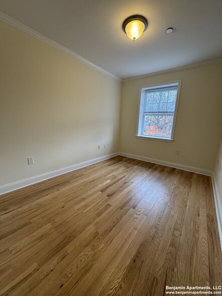 Building Photo - 20 Langdon St