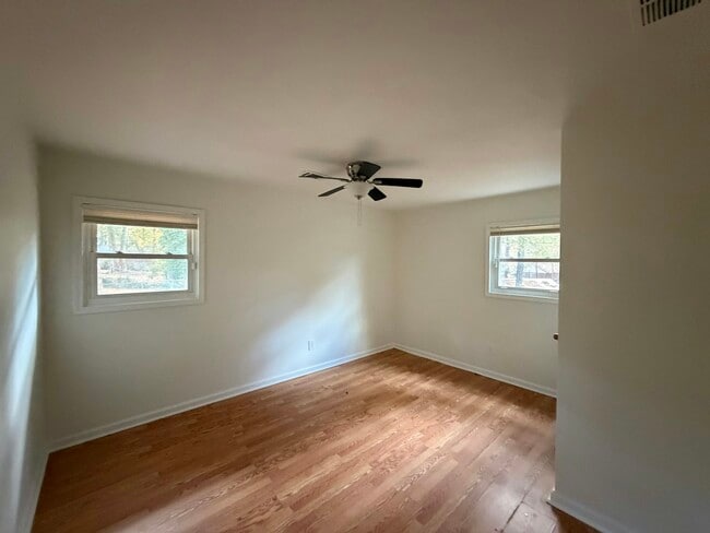 Building Photo - 8450 Gettysburg Ct