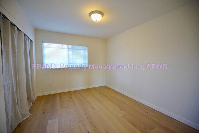 Building Photo - 110 Kaden Dr