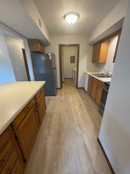 Kitchen - 18 Stonehaven Dr