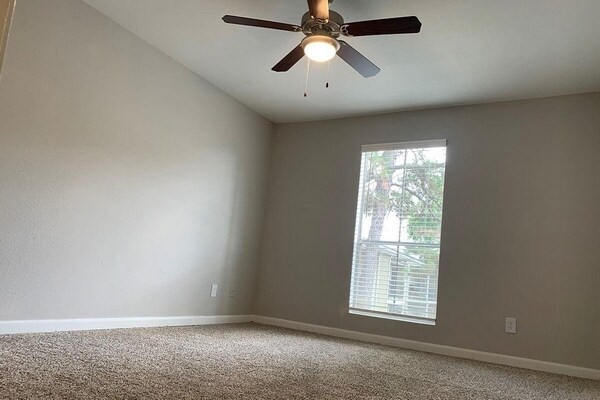 Building Photo - Park at Willowbrook