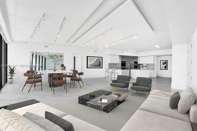 Building Photo - 5500 Island Estates Dr