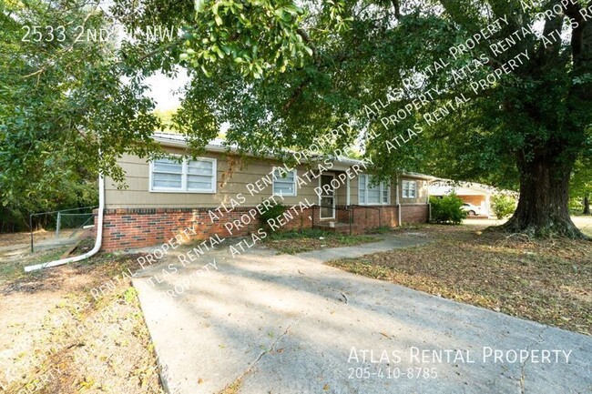 Primary Photo - 2533 2nd Pl NW