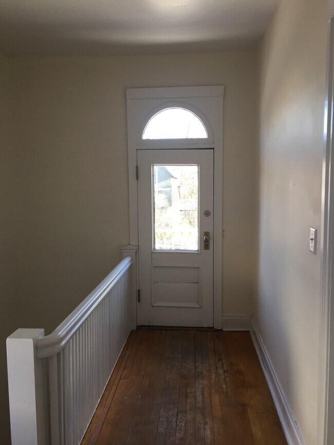 Building Photo - 109-111 Duplex