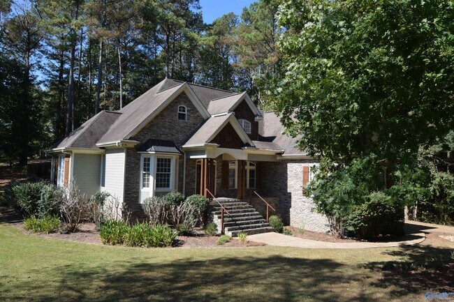 Building Photo - 79 Creekwood Dr