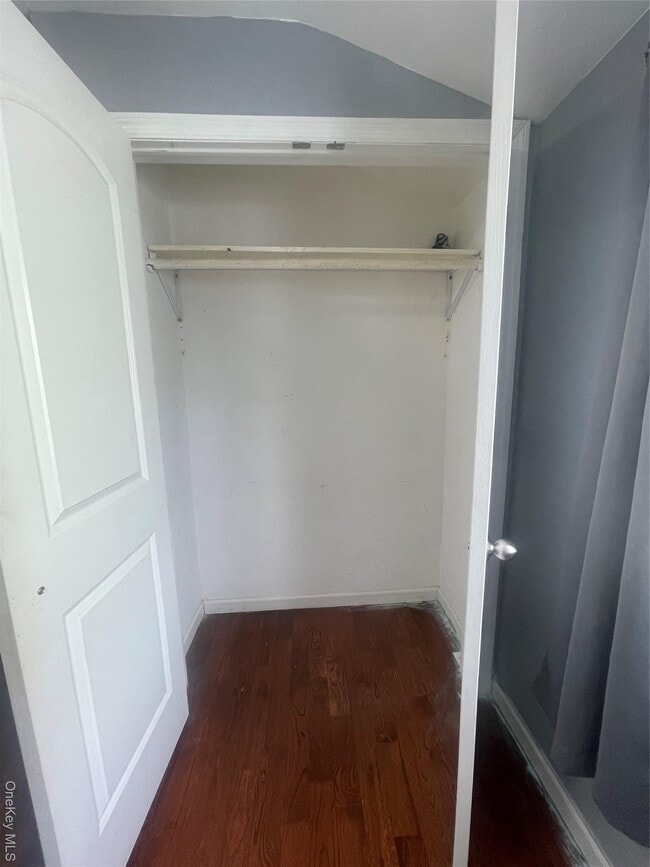 Building Photo - 114-36 175th St