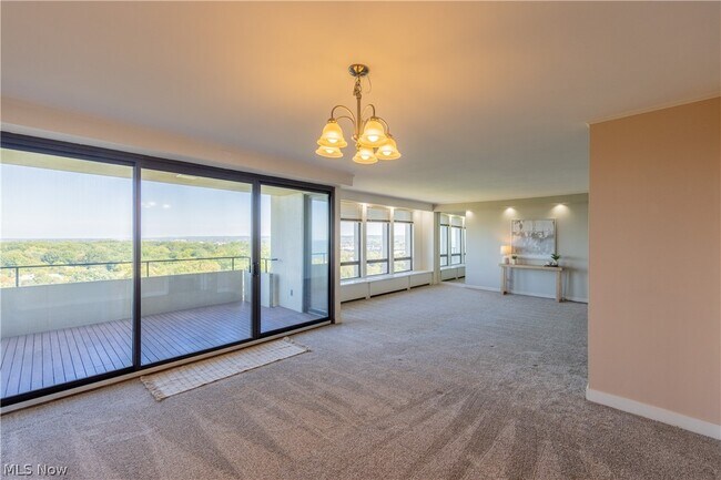 Building Photo - 1 Bratenahl Pl