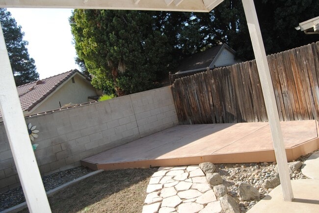 Building Photo - 3025 Starside Dr
