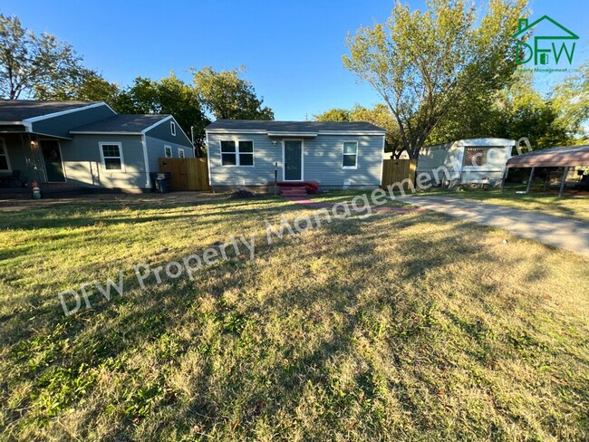 Building Photo - 1605 NW Irwin Ave