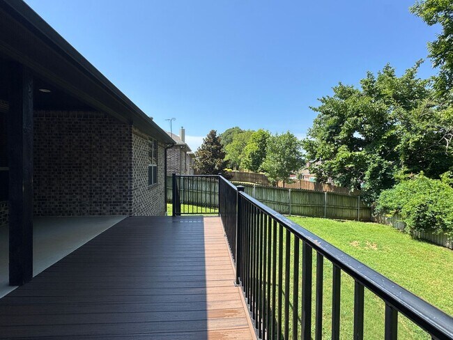 Building Photo - 11248 Fox Trail