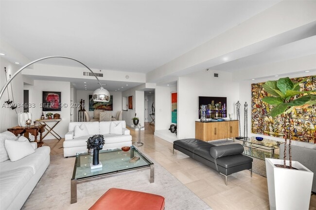 Building Photo - 151 Crandon Blvd