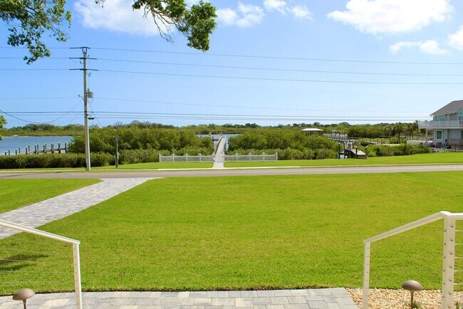 Building Photo - Fully Furnished 3 Bedroom, 3.5 Bath Home with Stunning Intracoastal views with dock