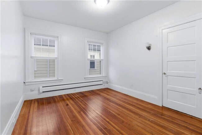 Building Photo - 63 Park Ave