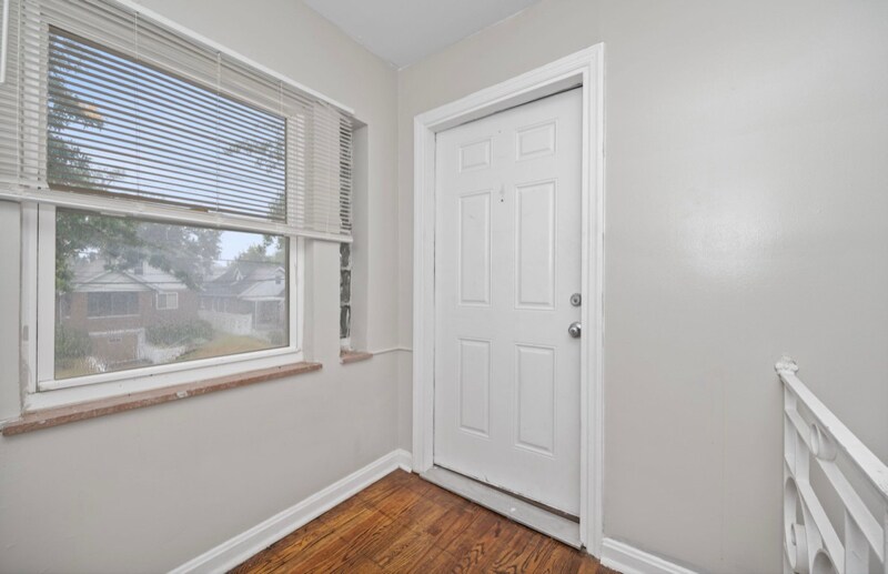 Building Photo - 1806 Dale Rd