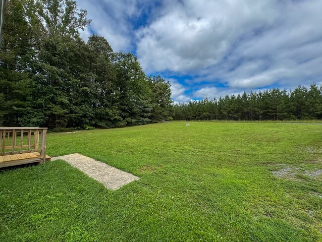Building Photo - 3Bed/1Bath Home.