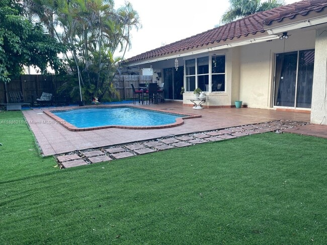 Primary Photo - 14300 SW 152nd Pl