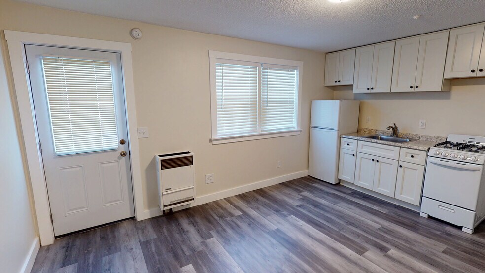 Building Photo - 187 West St