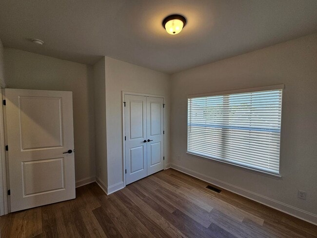 Building Photo - Brand-New Construction in Karns – Washer &...