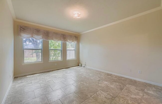 Building Photo - 7503 Boxwood Ridge Ln