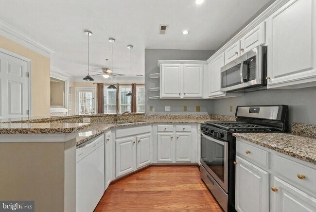 Building Photo - 21877 Elkins Terrace