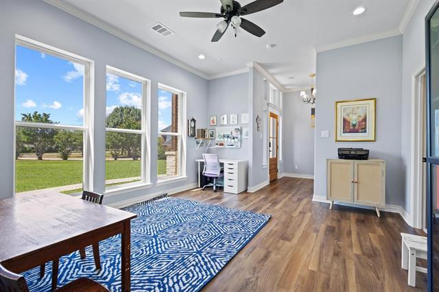 Building Photo - 2201 Norwood St