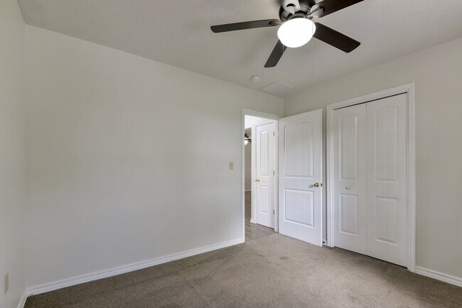 Building Photo - 1791 Fruit Farm Rd