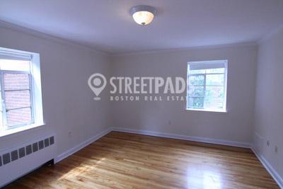 Building Photo - 2 bedroom in Brookline MA 02446