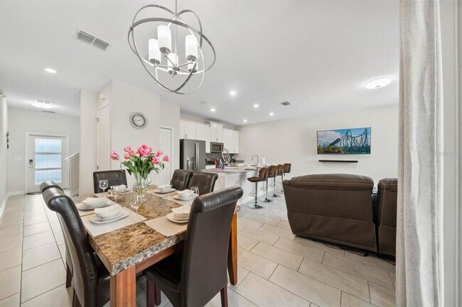 Building Photo - 900 Pebble Beach Dr