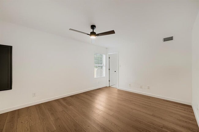 Building Photo - 1706 Gatlinburg Dr