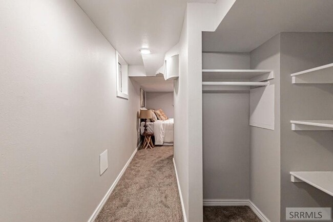 Building Photo - 465 3rd St
