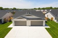 Building Photo - 548-550 W. 50th Ct. S.