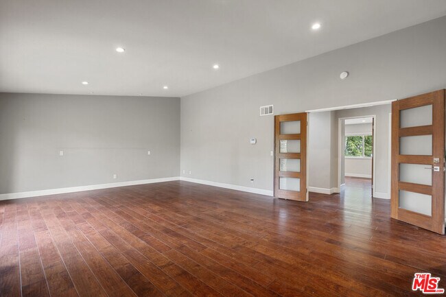 Building Photo - 2606 Claray Dr