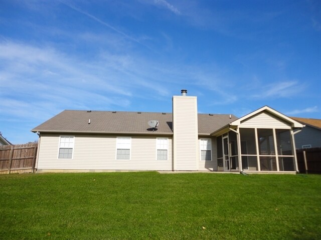Building Photo - 7215 Kidwell Dr