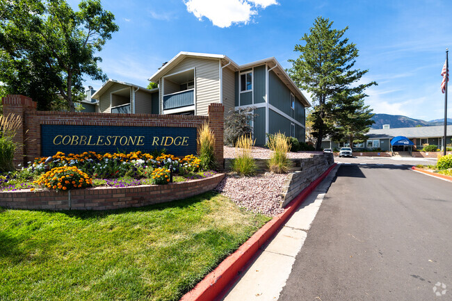 Building Photo - Cobblestone Ridge