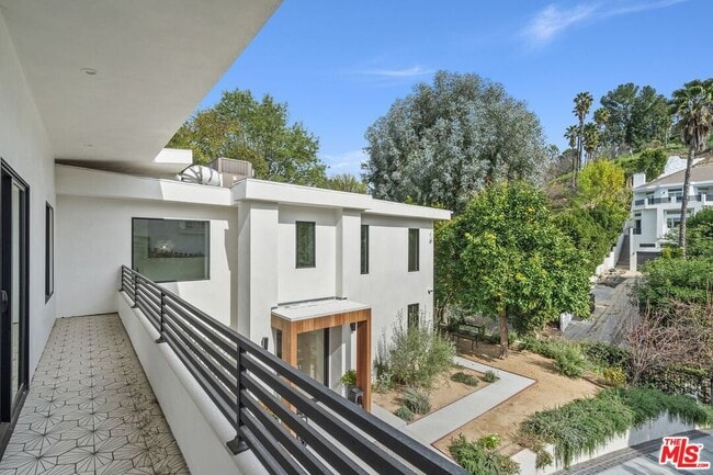 Building Photo - 4545 Balboa Ave