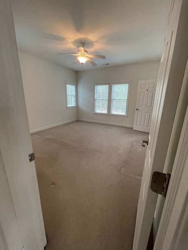 Building Photo - Charming 3 Bedroom, 2 Bath Home in the Heart of Manteo!