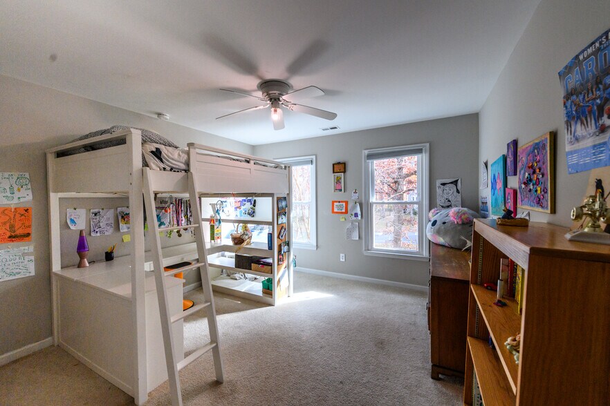 Building Photo - 211 Cates Farm Rd