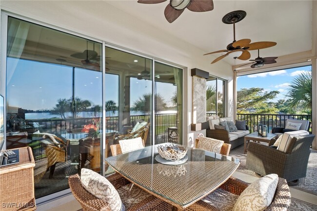 Building Photo - 9064 Siesta Bay Dr