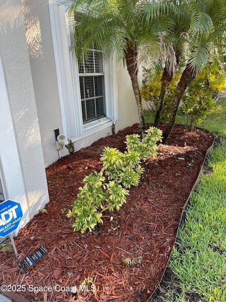 Building Photo - 3072 Chica Cir