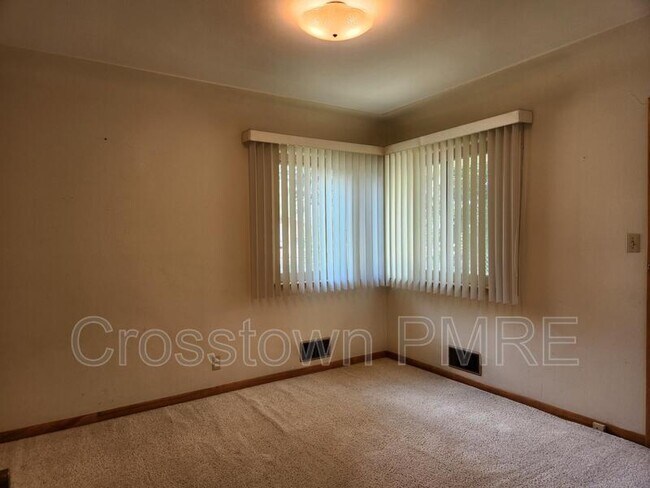 Building Photo - 1326 Fremont Ct